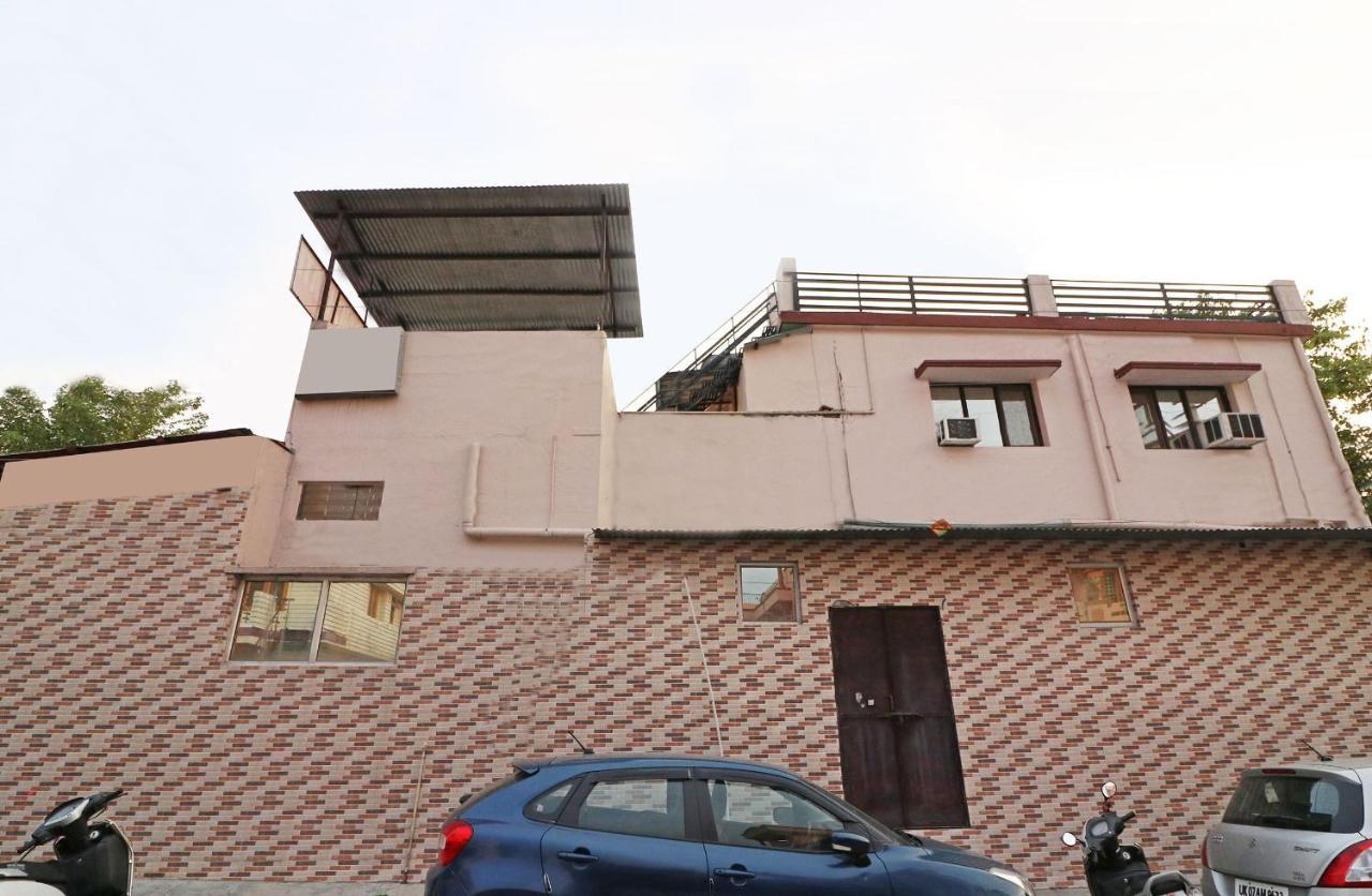 Oyo 14179 Panchvati Dehradun Exterior foto